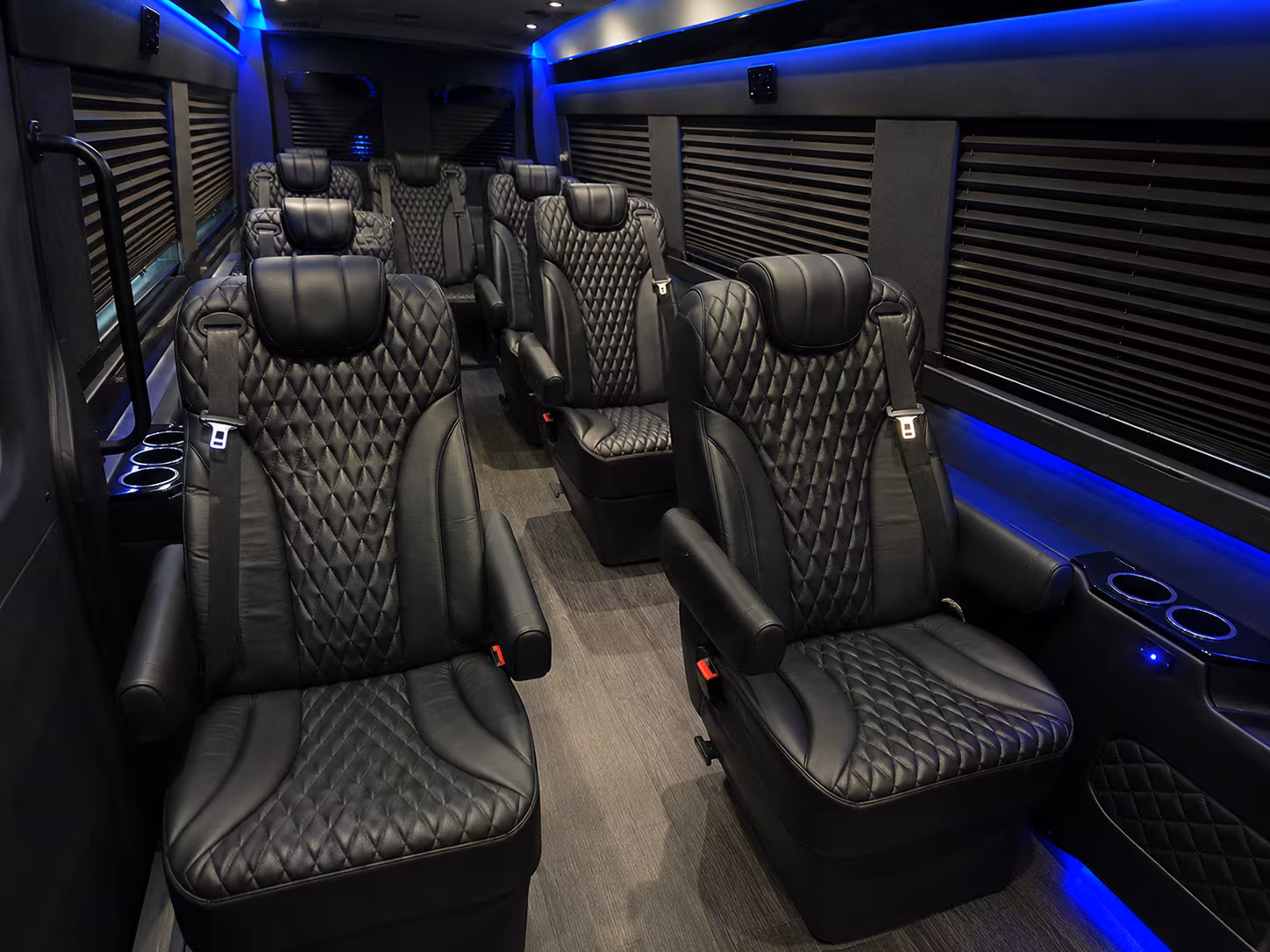 find the perfect transportation for your next airport transfer 4