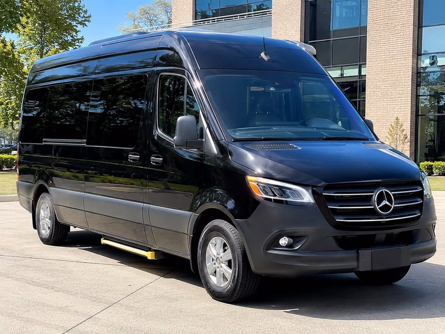 inglewood employee shuttle van service